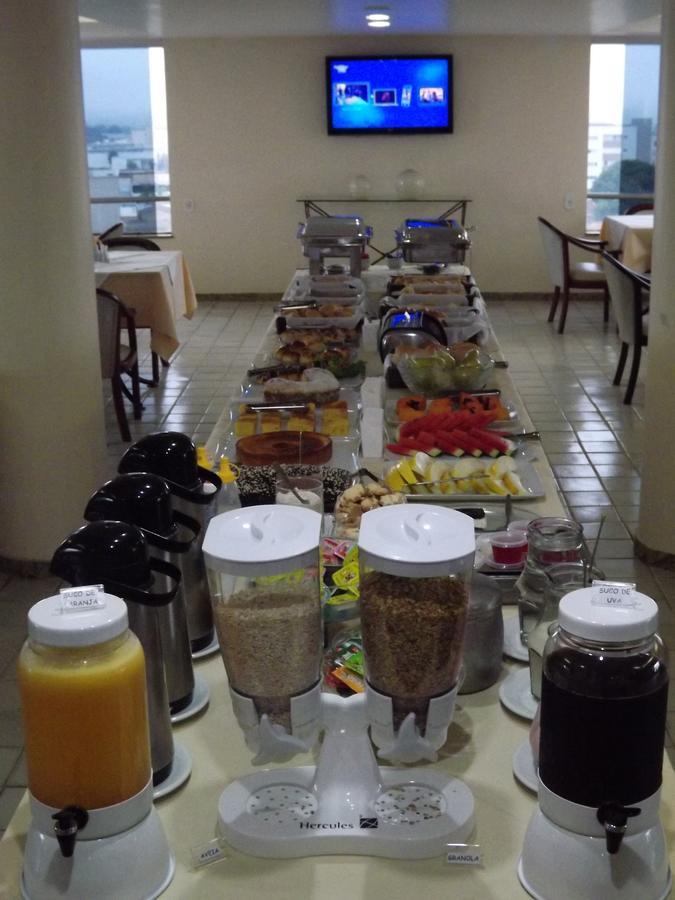 Hotel Center Patos *